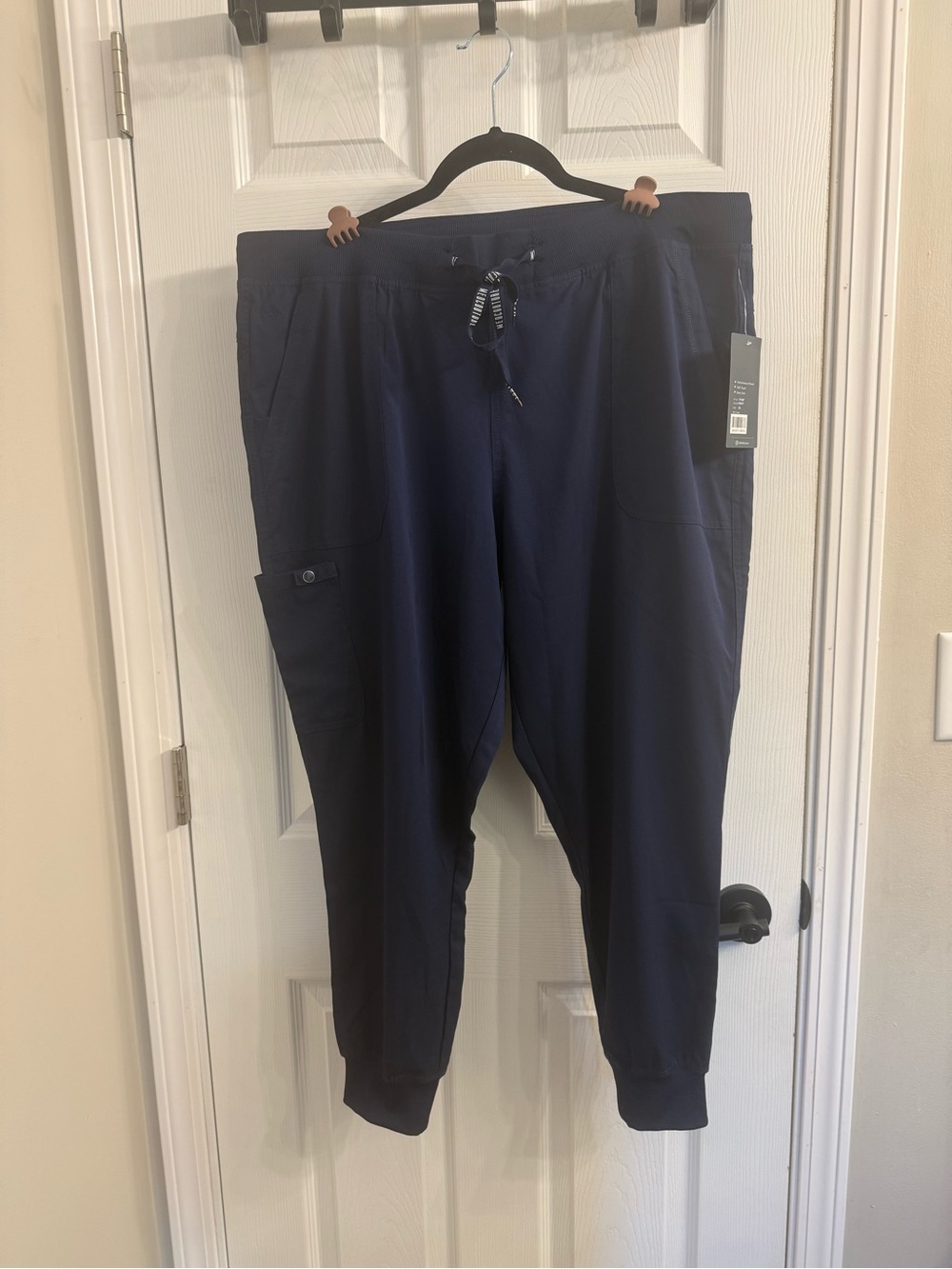 Med Couture Women’s Navy Jogger Scrub Pant